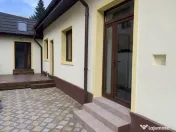 Vatra Luminoasa, Casa 5 camere. 