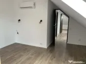 Vatra Luminoasa, Casa 5 camere. 