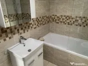 Vatra Luminoasa, Casa 5 camere. 