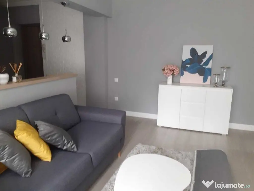 Apartament 2 camere , decomandat , Intrarea Doinei