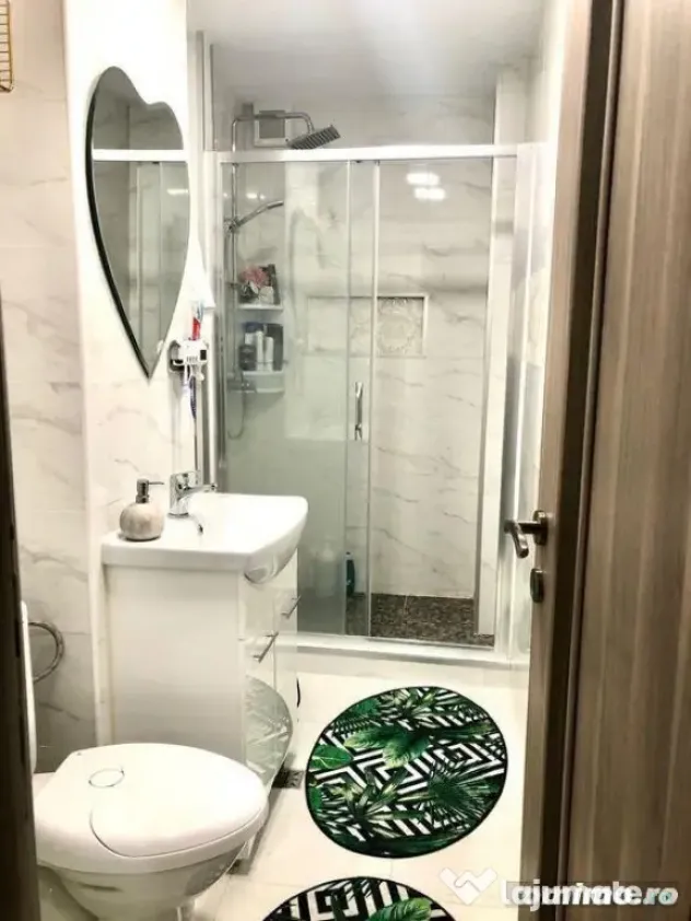 Inchiriere apartament 3 camere decomandat