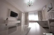 APARTAMENT 3 CAMERE MAMAIA CU VEDERE LA LAC 