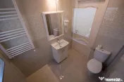 APARTAMENT 3 CAMERE MAMAIA CU VEDERE LA LAC 