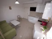 APARTAMENT 3 CAMERE MAMAIA CU VEDERE LA LAC 