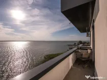 APARTAMENT 3 CAMERE MAMAIA CU VEDERE LA LAC