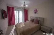 APARTAMENT 3 CAMERE MAMAIA CU VEDERE LA LAC 