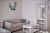 APARTAMENT 3 CAMERE MAMAIA CU VEDERE LA LAC 