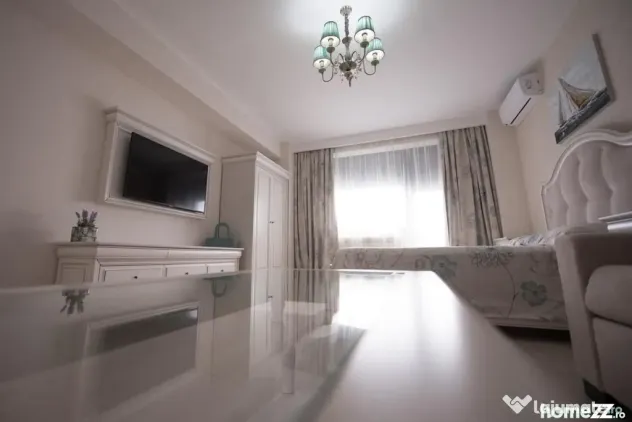 APARTAMENT 3 CAMERE MAMAIA CU VEDERE LA LAC - Mamaia (Constanta)