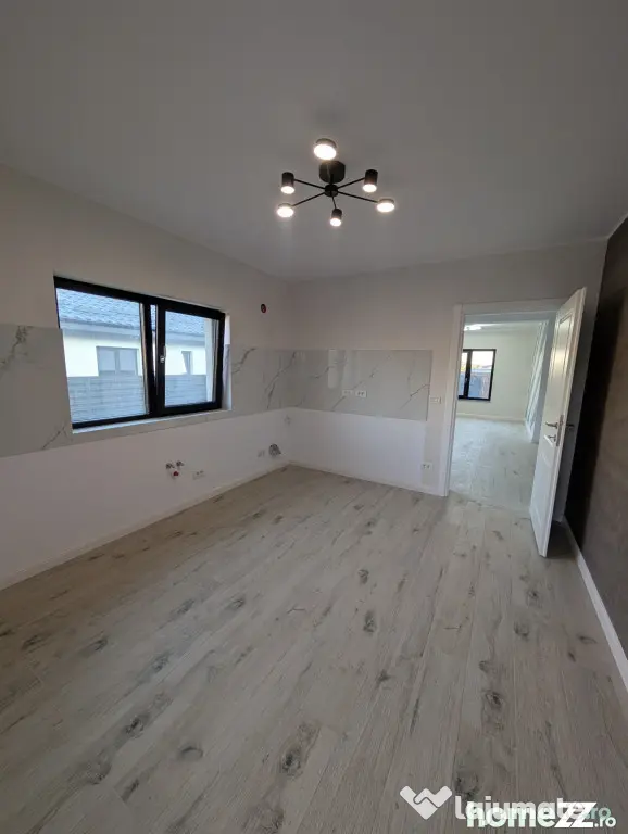 Casa premium! Hemeiusi 3 dormitoare,3 bai , terasa beci - Bacau (Bacau)