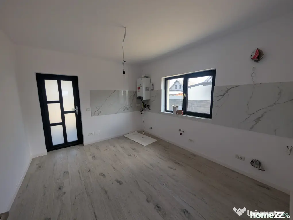 Casa premium! Hemeiusi 3 dormitoare,3 bai , terasa beci