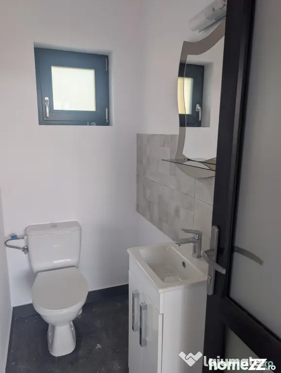 Casa premium! Hemeiusi 3 dormitoare,3 bai , terasa beci