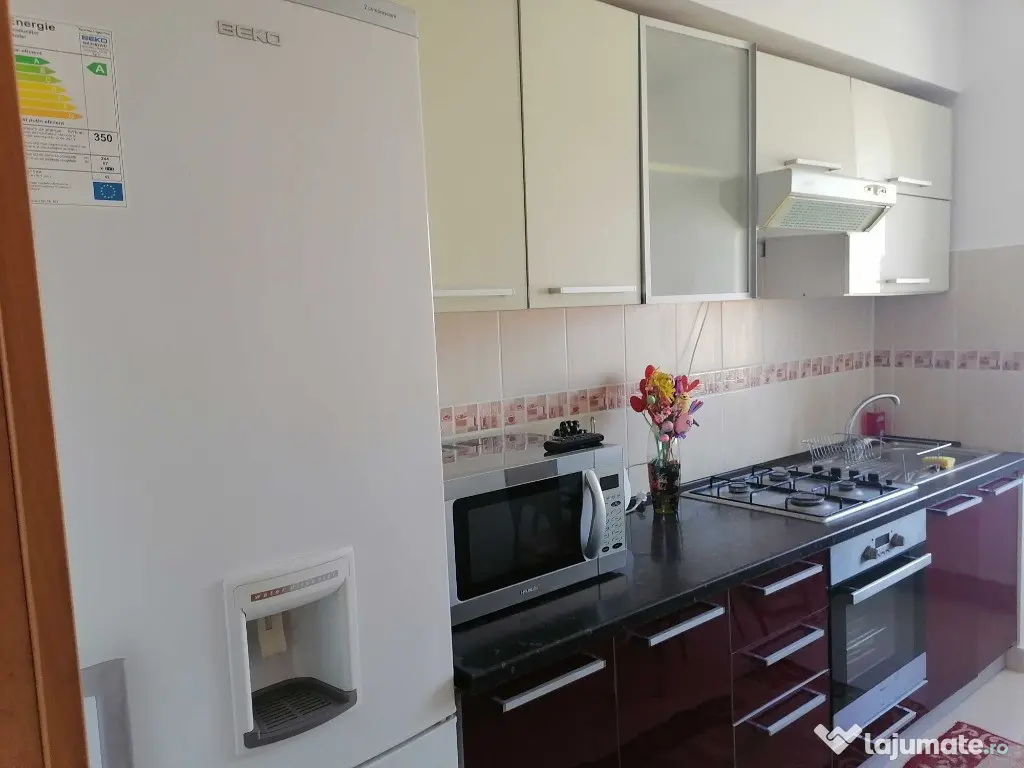 Apartament o camera zona Soarelui