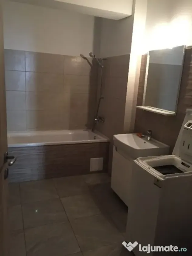 Apartament cu 2 camere str Apelor