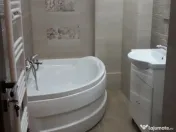 Apartament cu 3 camere de inchiriat 