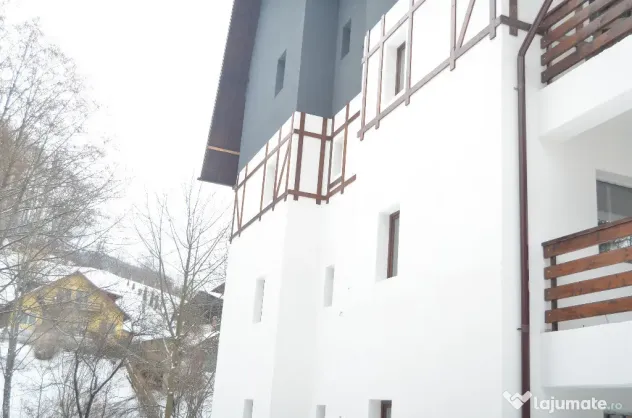 Apartament cu trei camere situat in Busteni