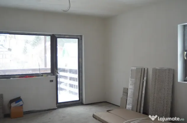 Apartament cu trei camere situat in Busteni