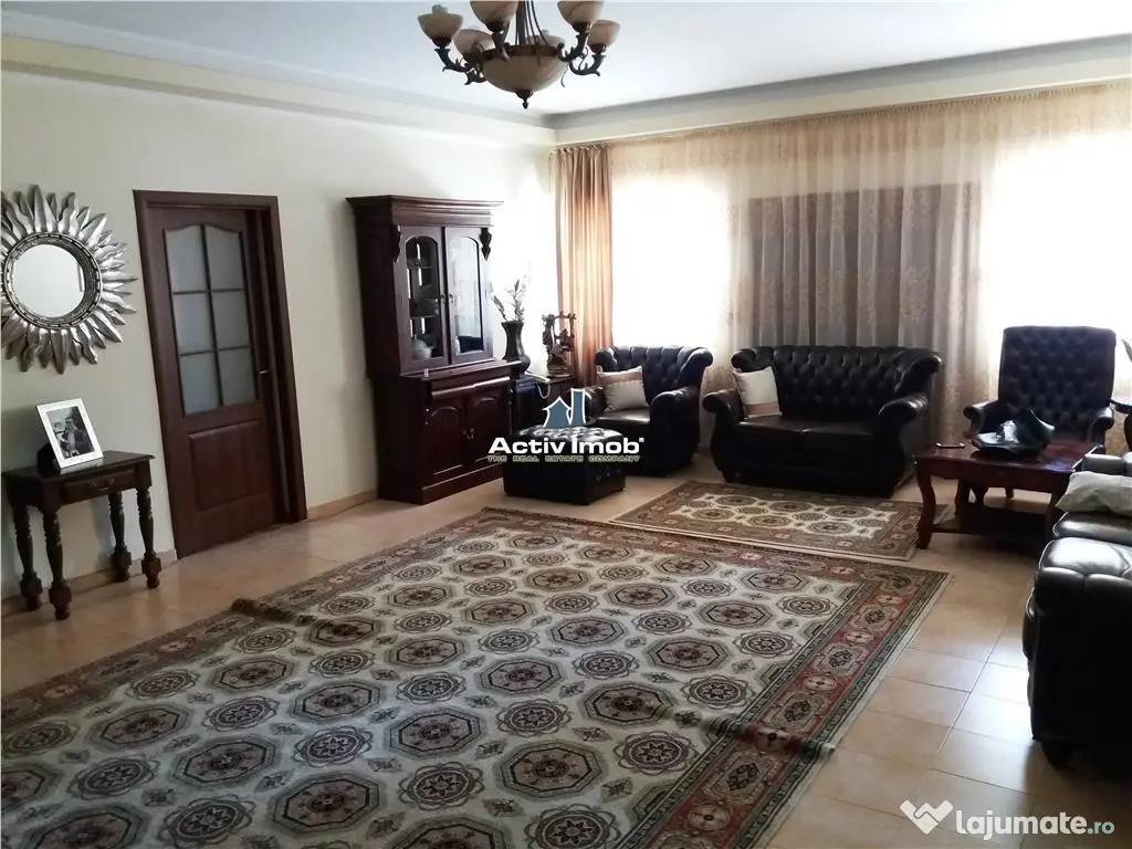 Vila 6 camere Auchan Vitan