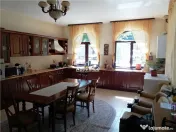 Vila 6 camere Auchan Vitan 