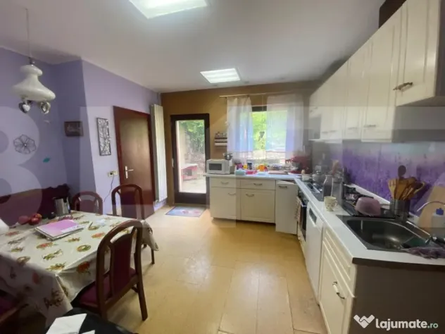 Casa 7 camere, 210 mp utili, 800 mp teren, Grigorescu