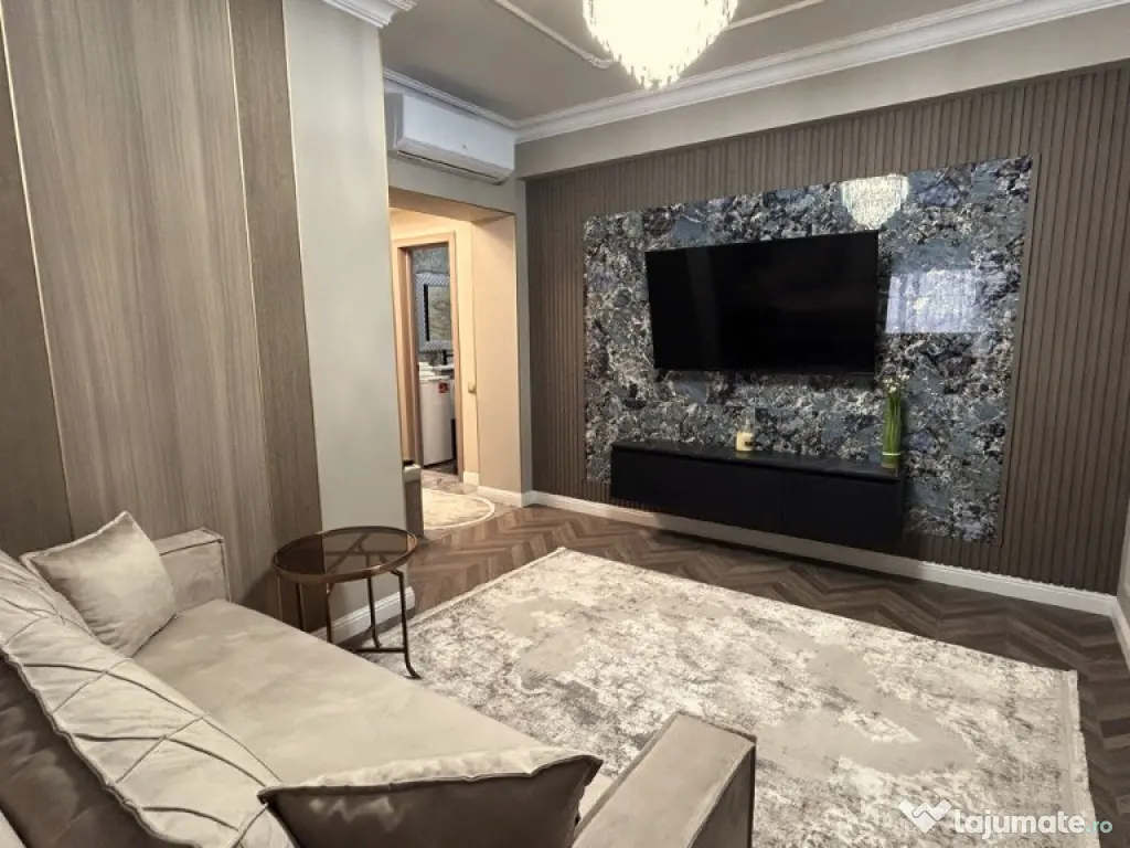 Inchiriez apartament cu 2 camere in zona Andrei Muresanu