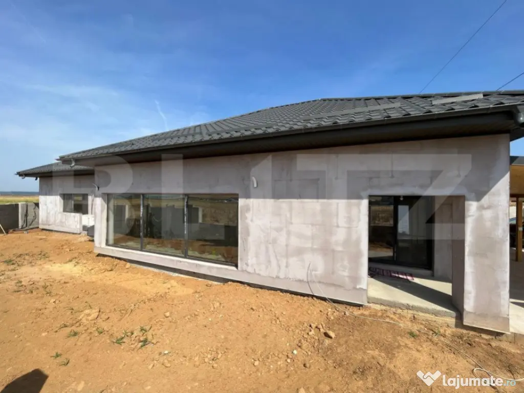 Casa pe parter 215 mp zona Tancodrom , cu 818 mp de teren.