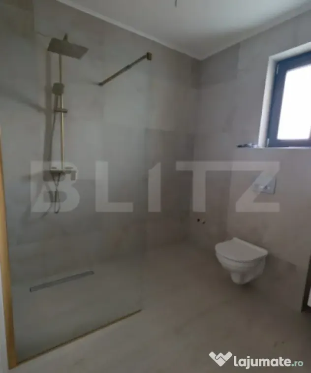 Casă pe structură metalică 3 camere 141 mp utili, teren