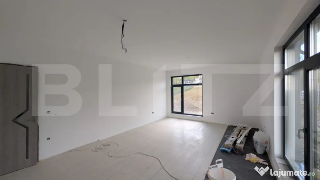 Casă pe structură metalică 3 camere 141 mp utili, teren