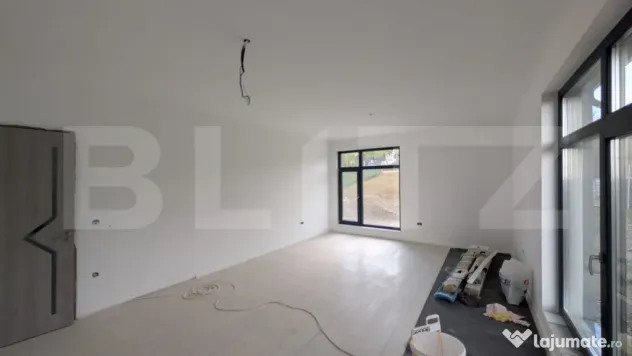 Casă pe structură metalică 3 camere 141 mp utili, teren