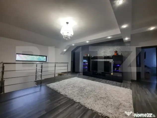 Casa 6 camere centru Miroslava, 240 mp utili, 600 mp de tere - Iasi (Iasi)