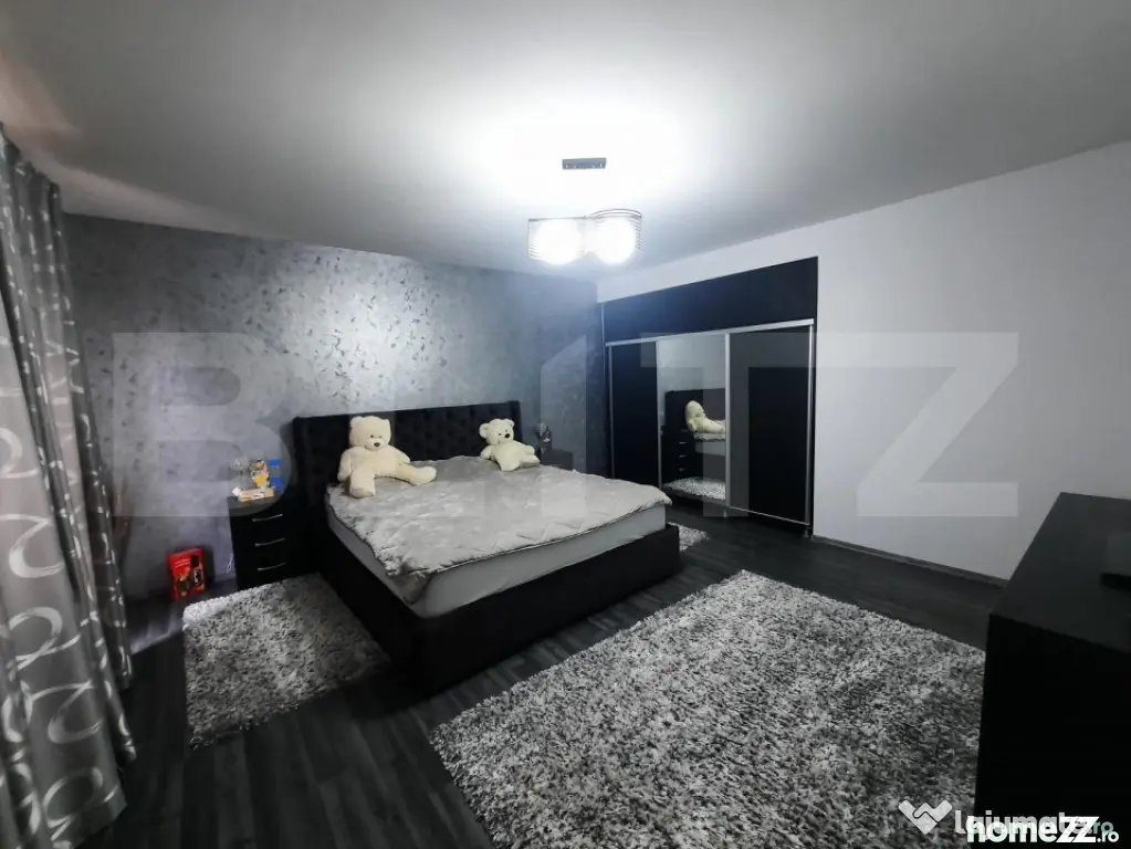 Casa 6 camere centru Miroslava, 240 mp utili, 600 mp de tere - Iasi (Iasi)