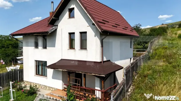 Casa 4 camere, 127mp, Letcani