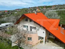 Casa boiereasca, rafinata si luxoasa cu 8 camere, 480mp, Chi