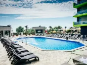 Mamaia Nord Alezzi Beach Resort cel verde doua apartamente la cheie 