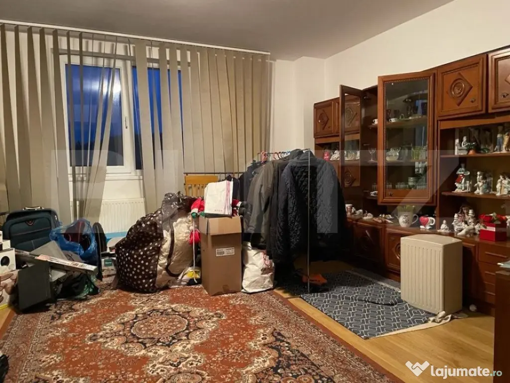 Casa cu 3 camere, 215mp,Unirii Horgosa