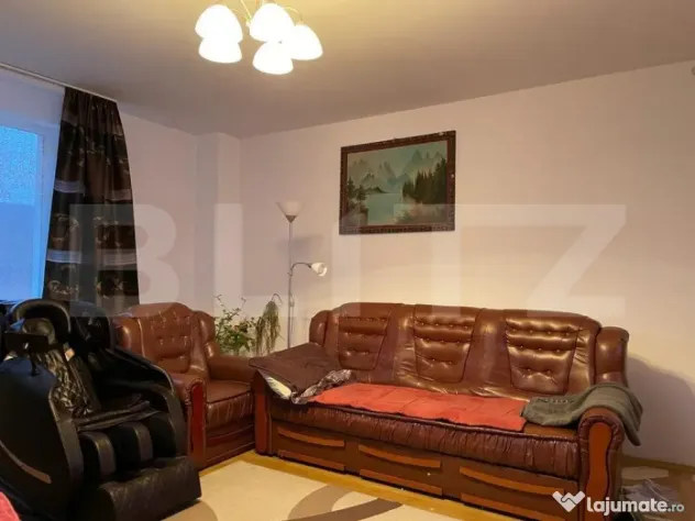 Casa cu 3 camere, 215mp,Unirii Horgosa