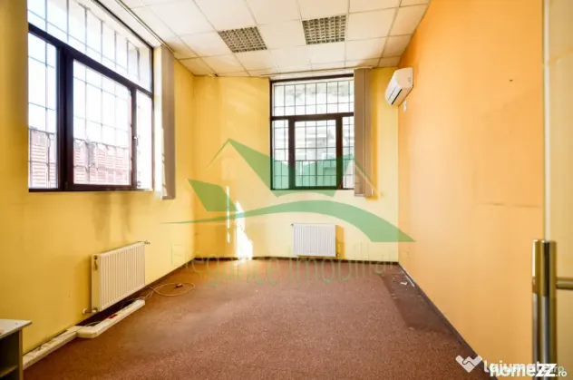 Spatiu comercial - birouri, 615 mp utili, zonă Ultracentral