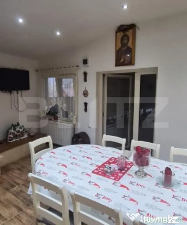 Vilă 7 camere, 240mp, 1253mp teren, Fieni - Fieni (Dambovita)
