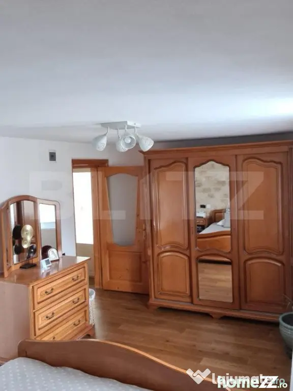 Vilă 7 camere, 240mp, 1253mp teren, Fieni - Fieni (Dambovita)