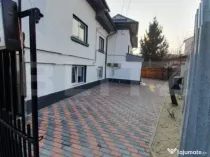 Casa cu 4 apartamente, 240 mp, 260 mp teren, Ultracentral