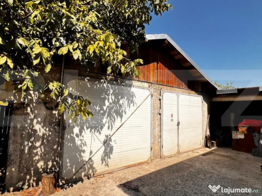 Casa la rosu 4 camere, 169mp, piata Pacurari