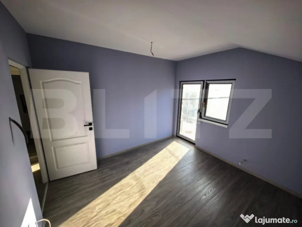 Casa la rosu 4 camere, 169mp, piata Pacurari