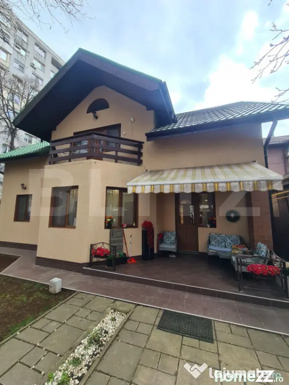 Vila eleganta, 5 camere, 203 mp, Tatarasi - Iasi (Iasi)