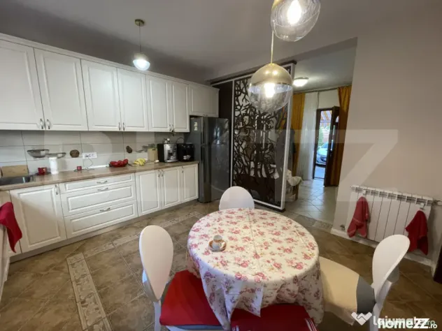 Vila eleganta, 5 camere, 203 mp, Tatarasi - Iasi (Iasi)