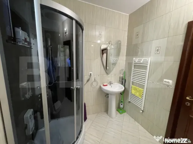 Vila eleganta, 5 camere, 203 mp, Tatarasi - Iasi (Iasi)