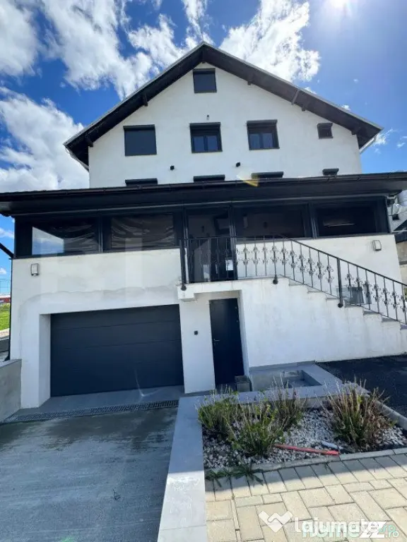 Casa individuala, 8 camere, Radauti