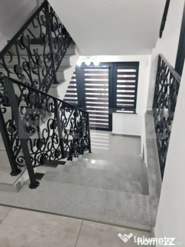 Casa individuala, 8 camere, Radauti