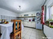 Casa - 3 camere - Soimus 