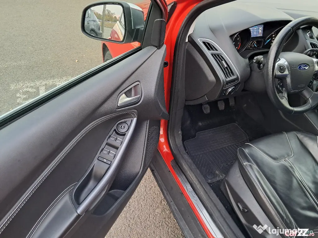 Ford Focus Turnier 1.6 Turbo 182 cp At.Champions