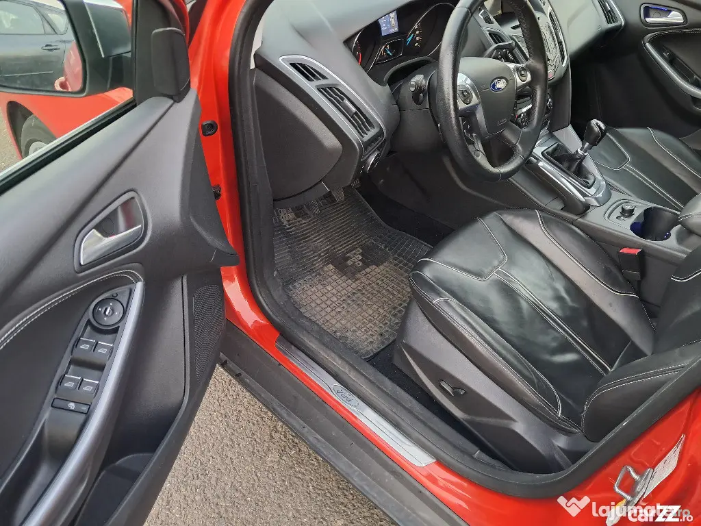 Ford Focus Turnier 1.6 Turbo 182 cp At.Champions