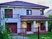 Vila Splendida cartier Noua